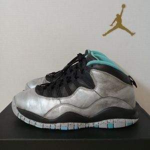 Jordan 10 Retro "Lady Liberty" Size 8.5 (2015)
